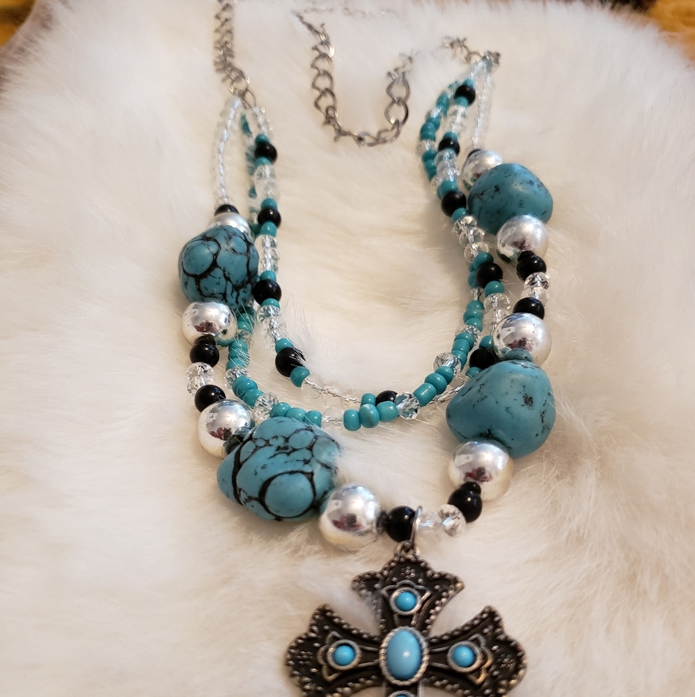 Necklace - Picture 2 of 2